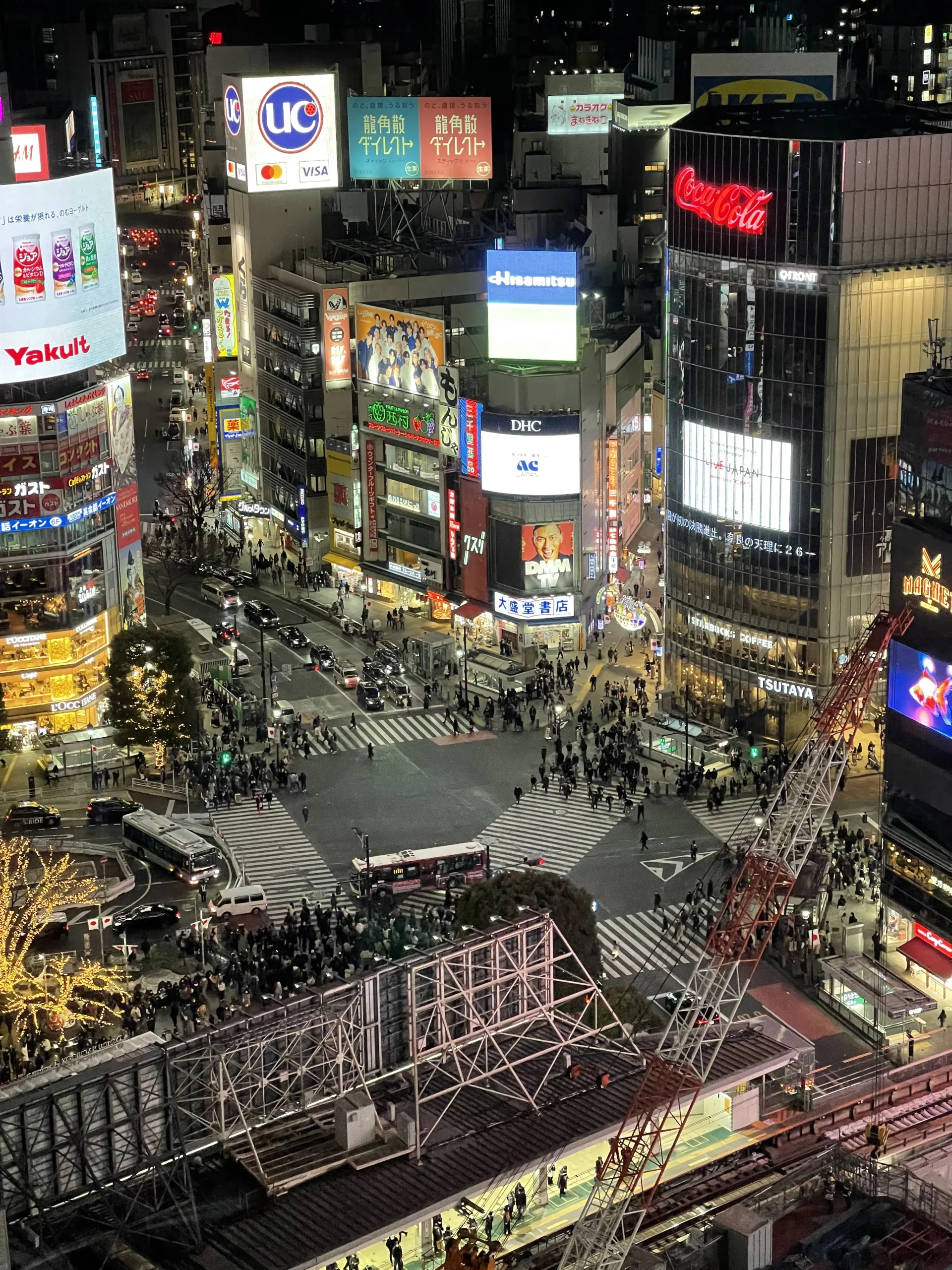 Shibuya Crossing et les passages piétons au Japon : pourquoi les feux imitent des oiseaux